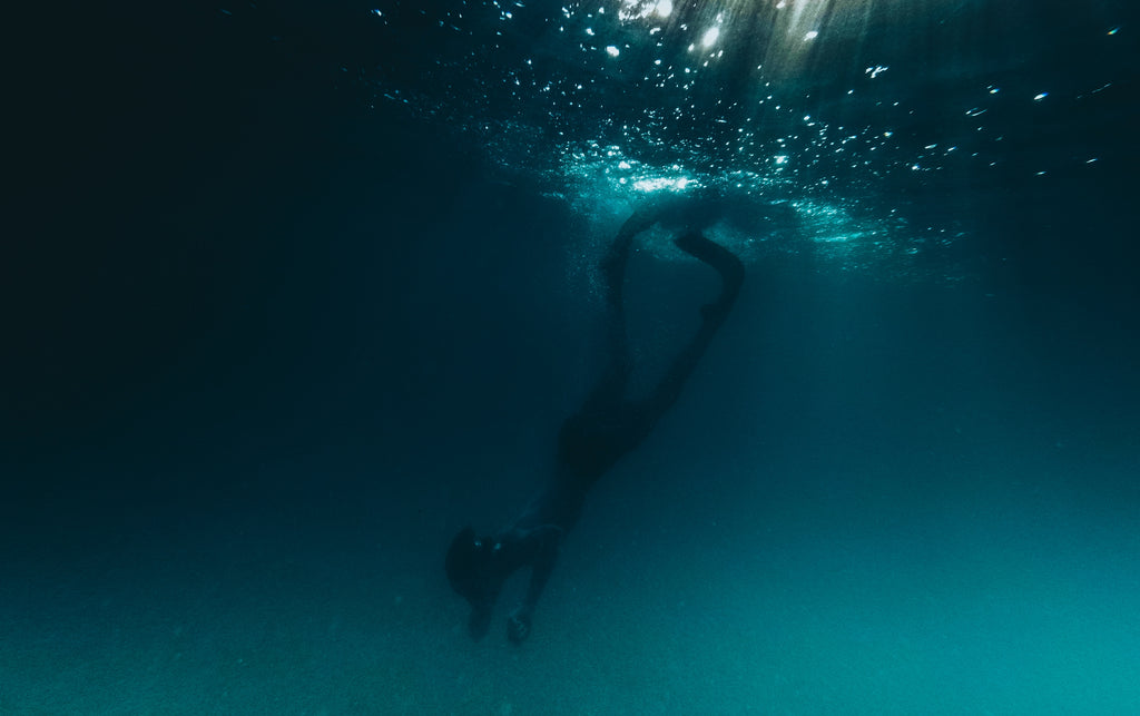 FREE DIVING | Connecting Below The Surface