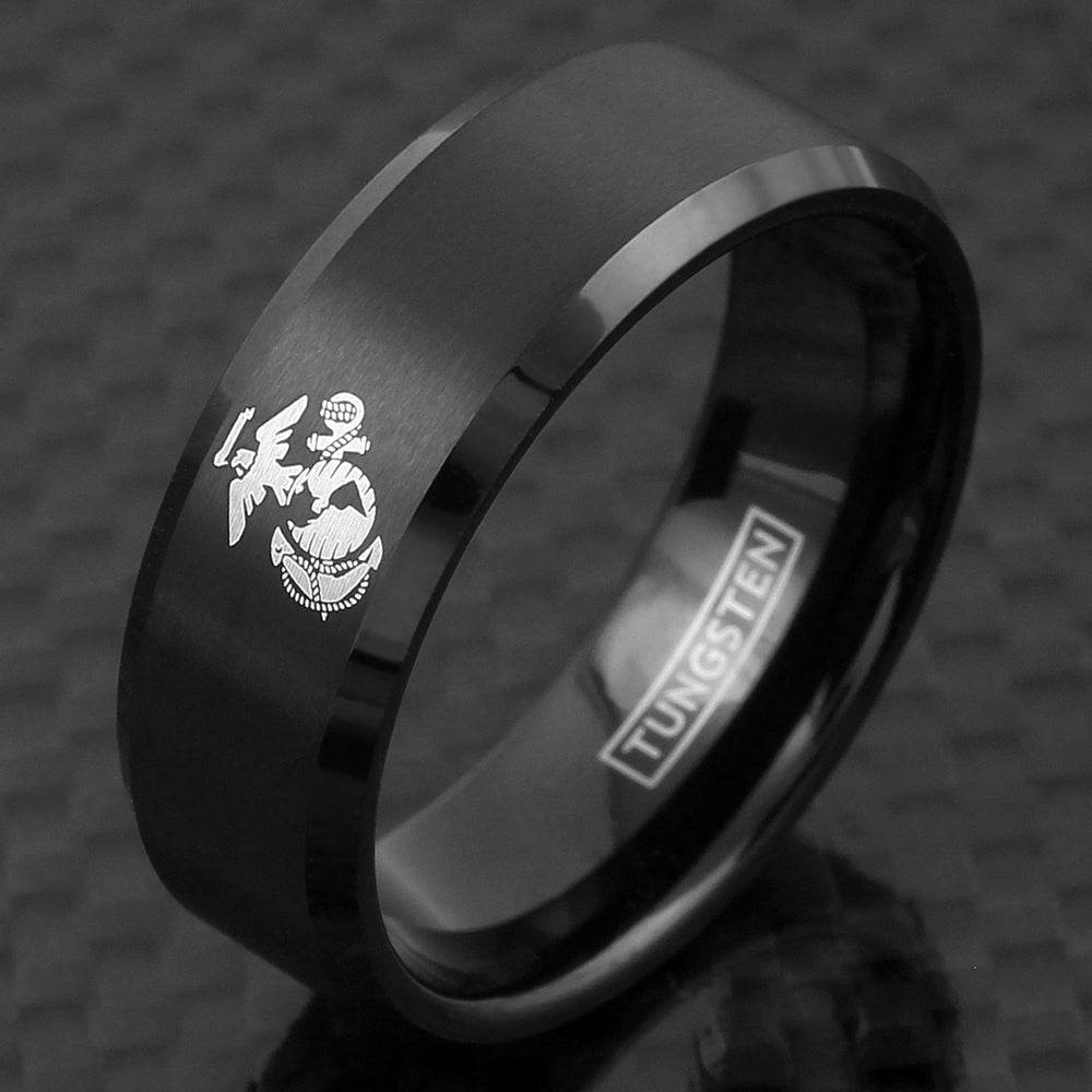 Polished Black Tungsten Ring With Laser Engraved US Marine Corps Logo Wholesale Tungsten Ring Wedding Band Carbon Fiber Mat Photo 925express ?v=1547190869