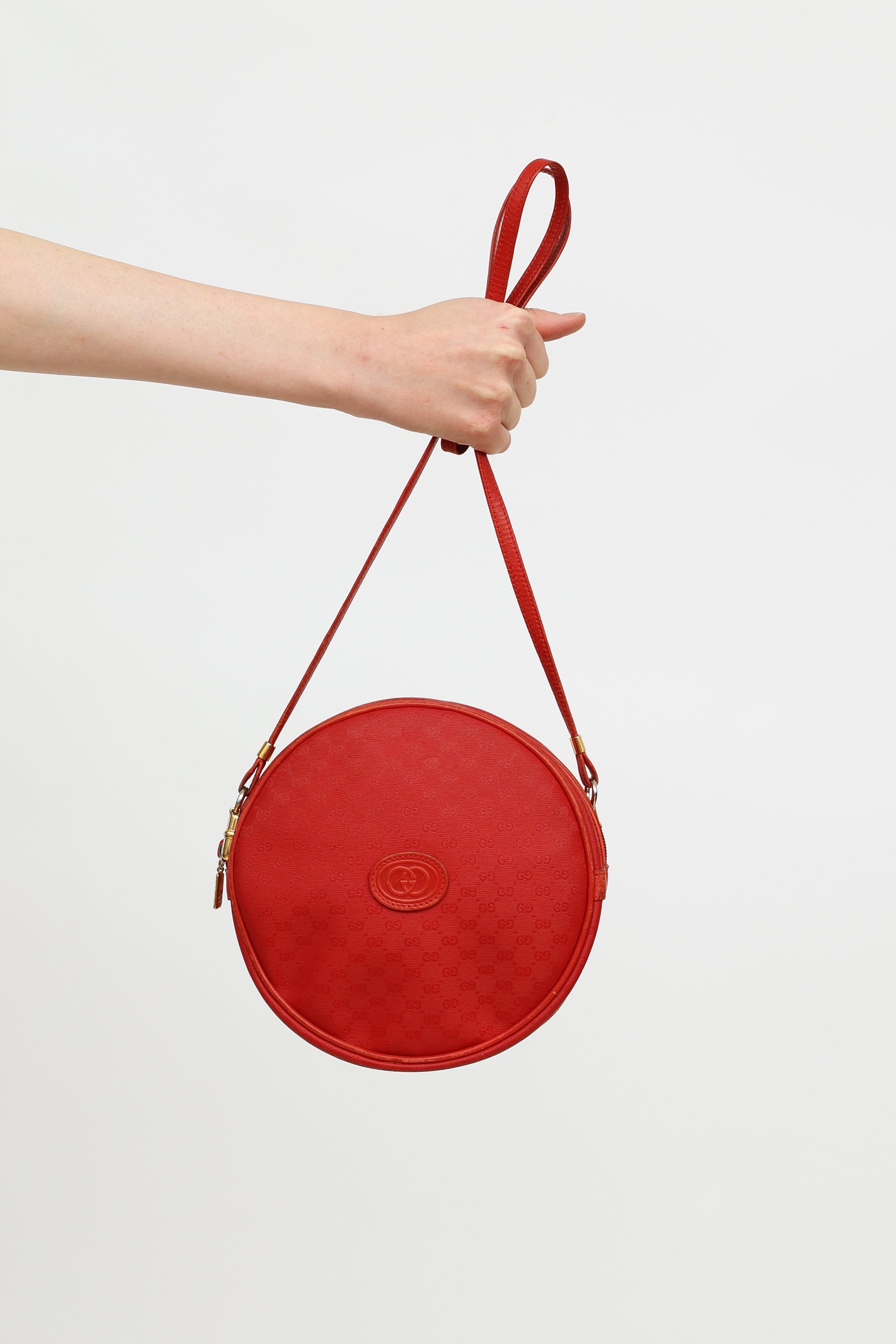Gucci // Red Microguccissima Round Crossbody Bag – VSP Consignment
