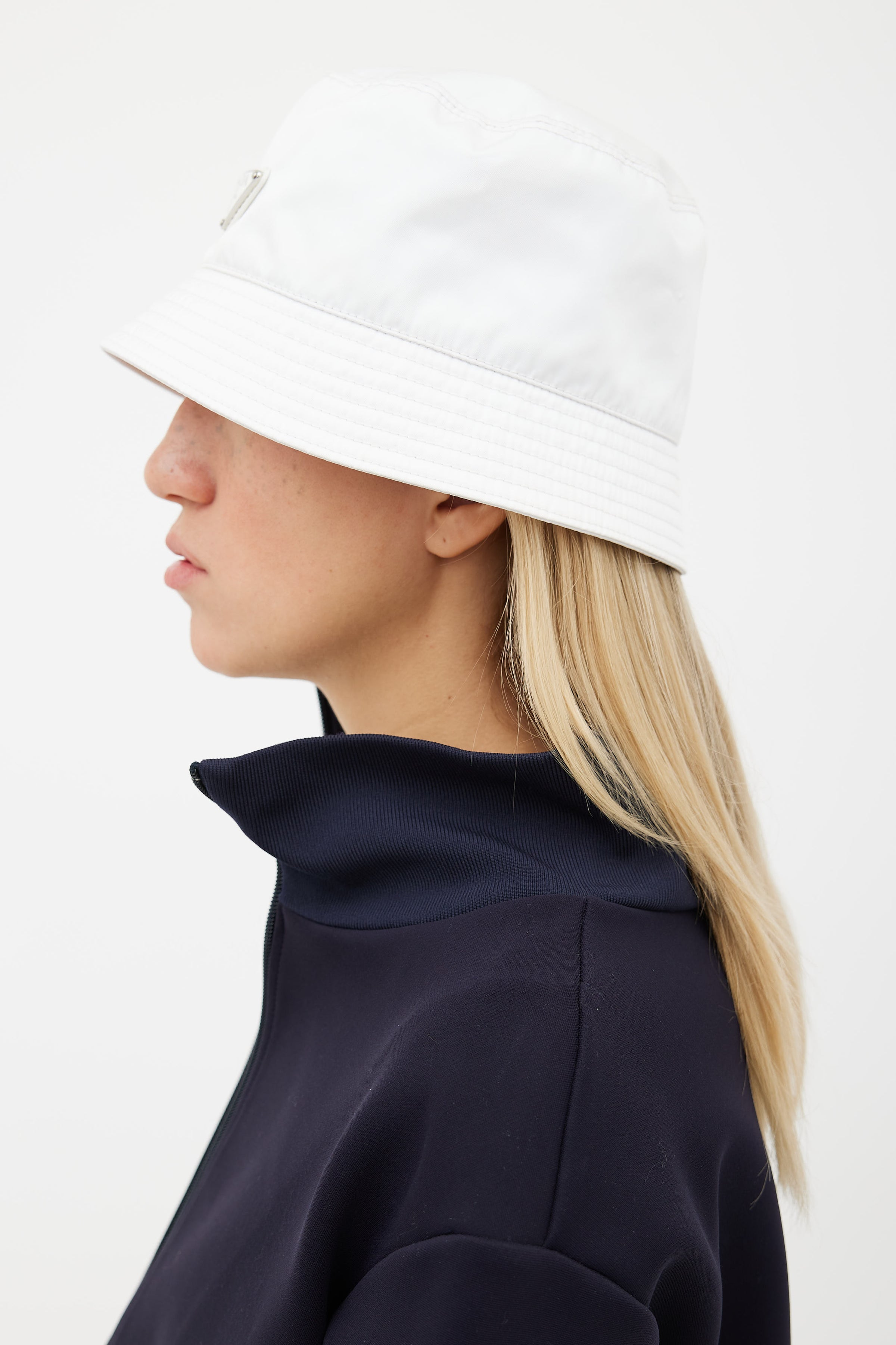 Prada // White Nylon Bucket Hat – VSP Consignment