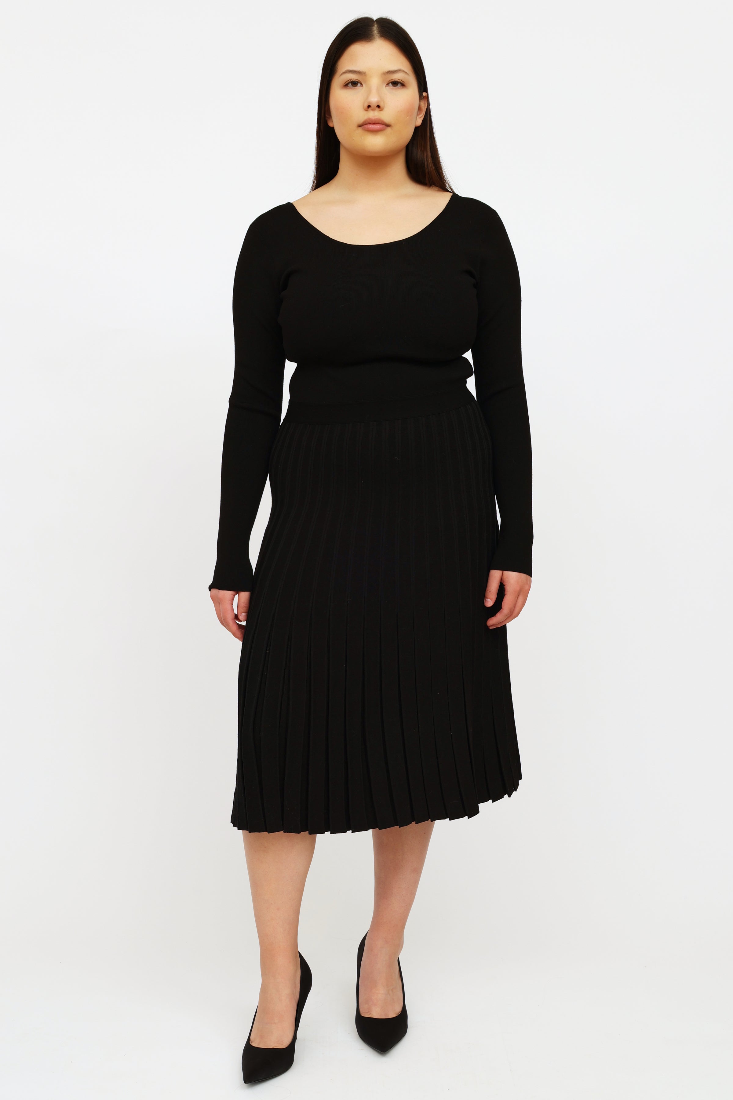 Tory Burch // Black Pleated Knit Dress – VSP Consignment