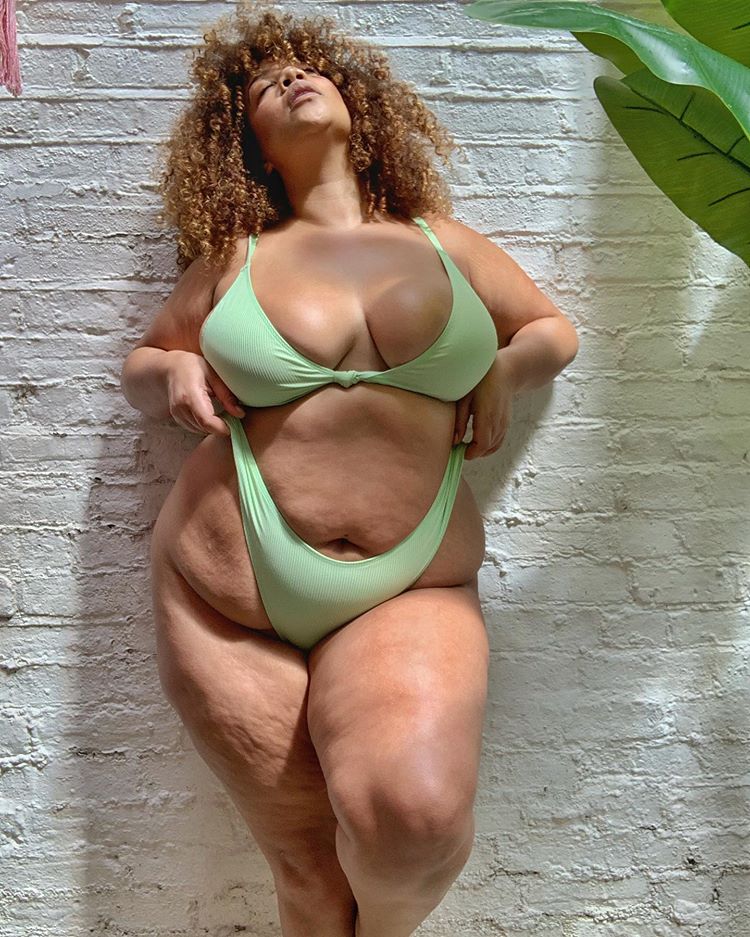 Olivia Campbell’s – @curvycampbell