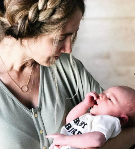 7 Easy Hairstyles for Every Busy Mom  Wobbly Walk