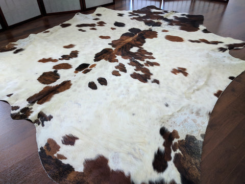 cowhide rug