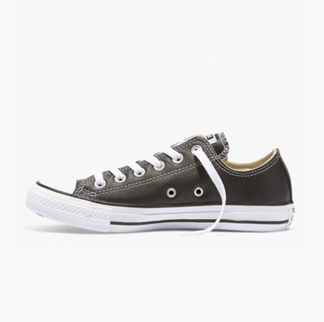 converse classic black and white