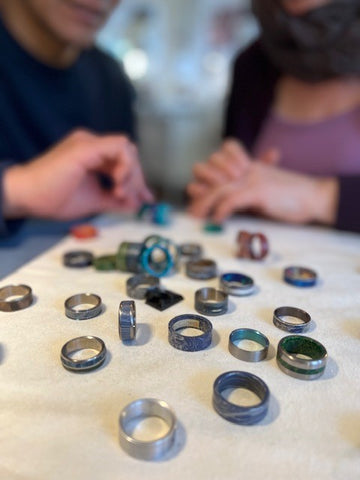 couple designing their ring in person at Minter and Richter Designs