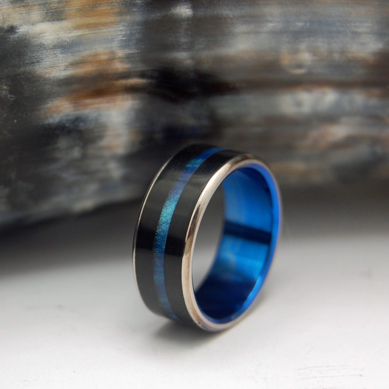 ONYX STONE BLUE Onyx Stone & Blue Marbled Opalscent