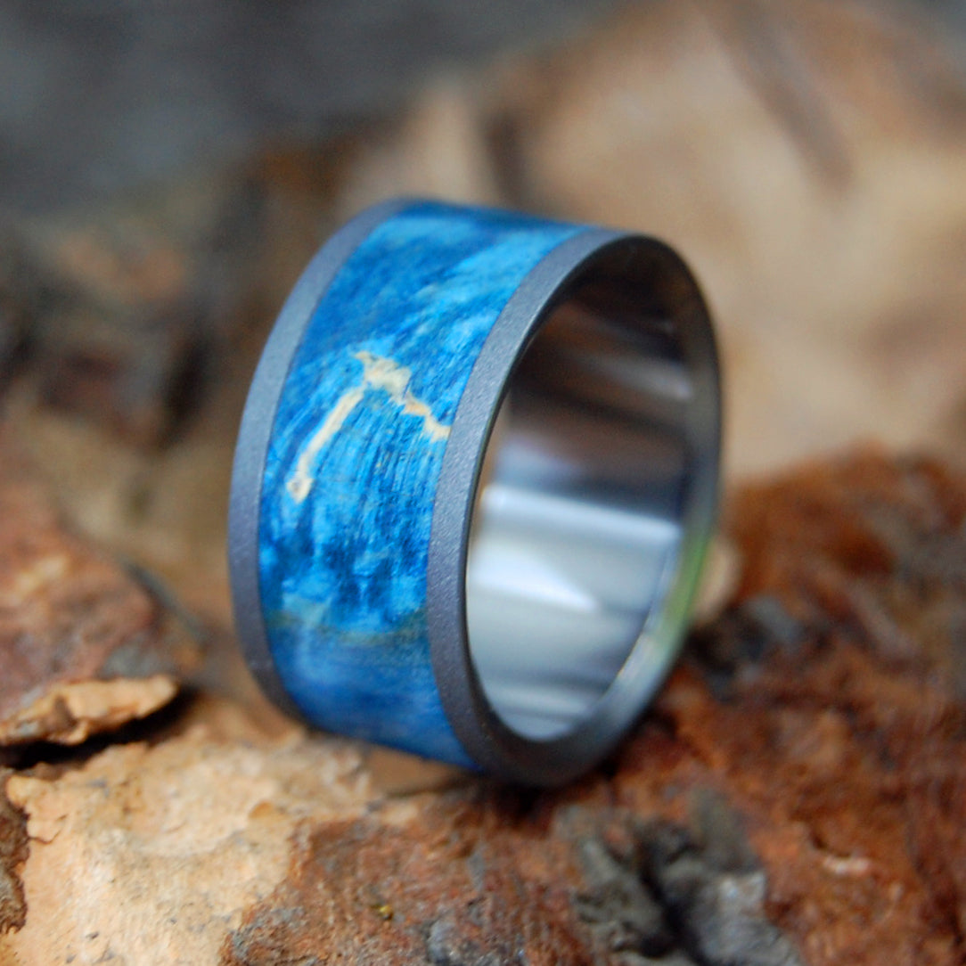 Fantasy Design Handmade Clear Resin and Wood Ring Size 52-53 (US 6 - 6 1/2) Clear Blue Resin and Wood Ring Size 53 (US 6 1/2)