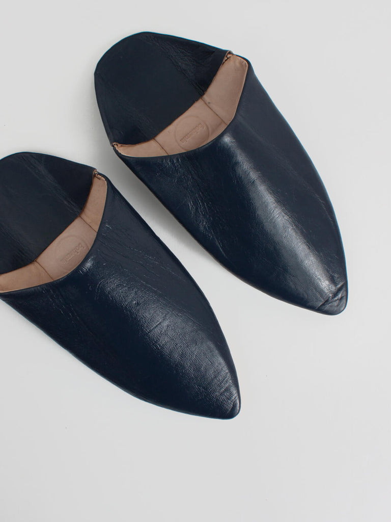 Moroccan Mens Pointed Babouche Slippers, Indigo | Bohemia Design