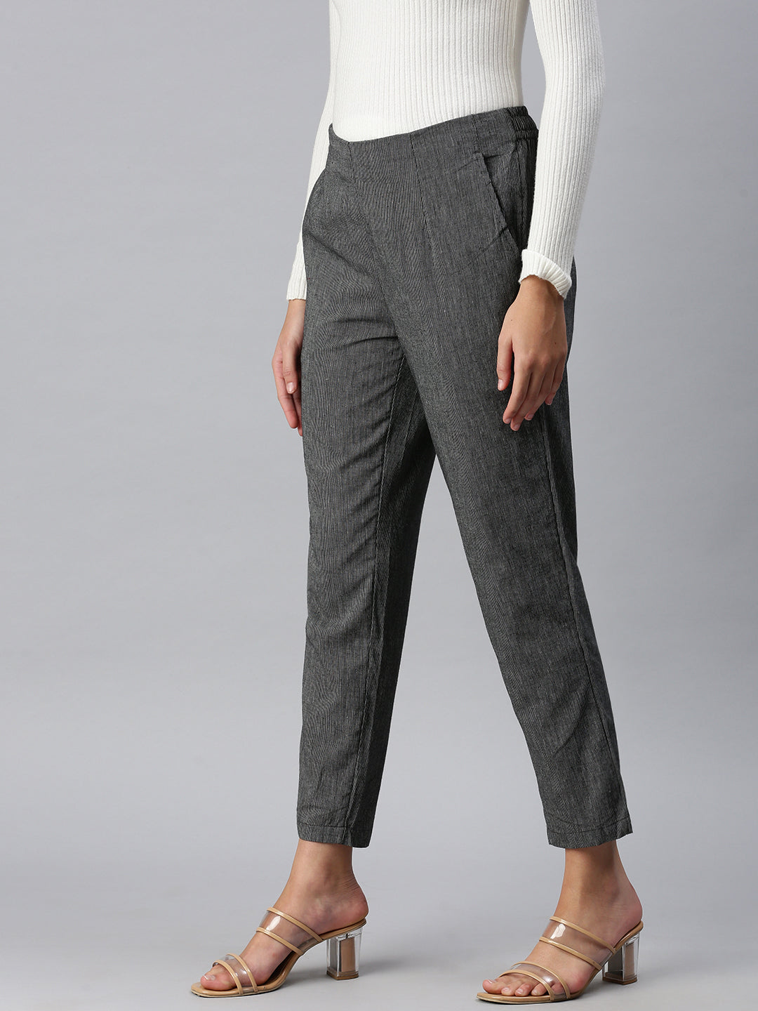 Closed women's cigarette trousers