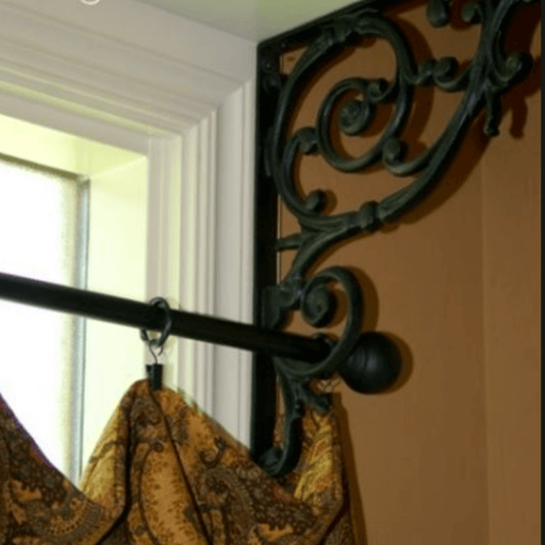 Shelf Bracket curtain pole feature