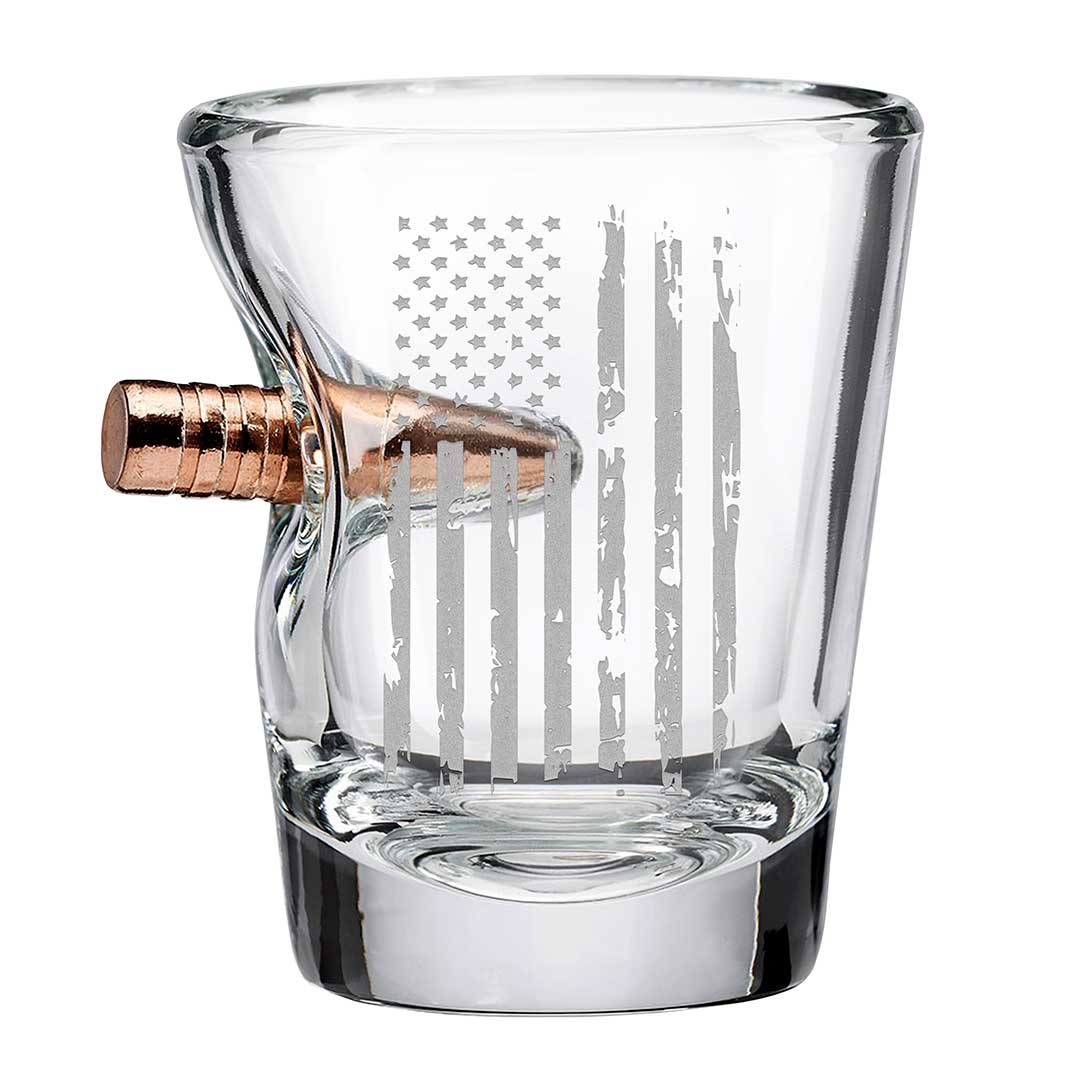 https://cdn.shopify.com/s/files/1/1171/7642/products/patriotic-shot-glass-508473_1600x.jpg?v=1651701822