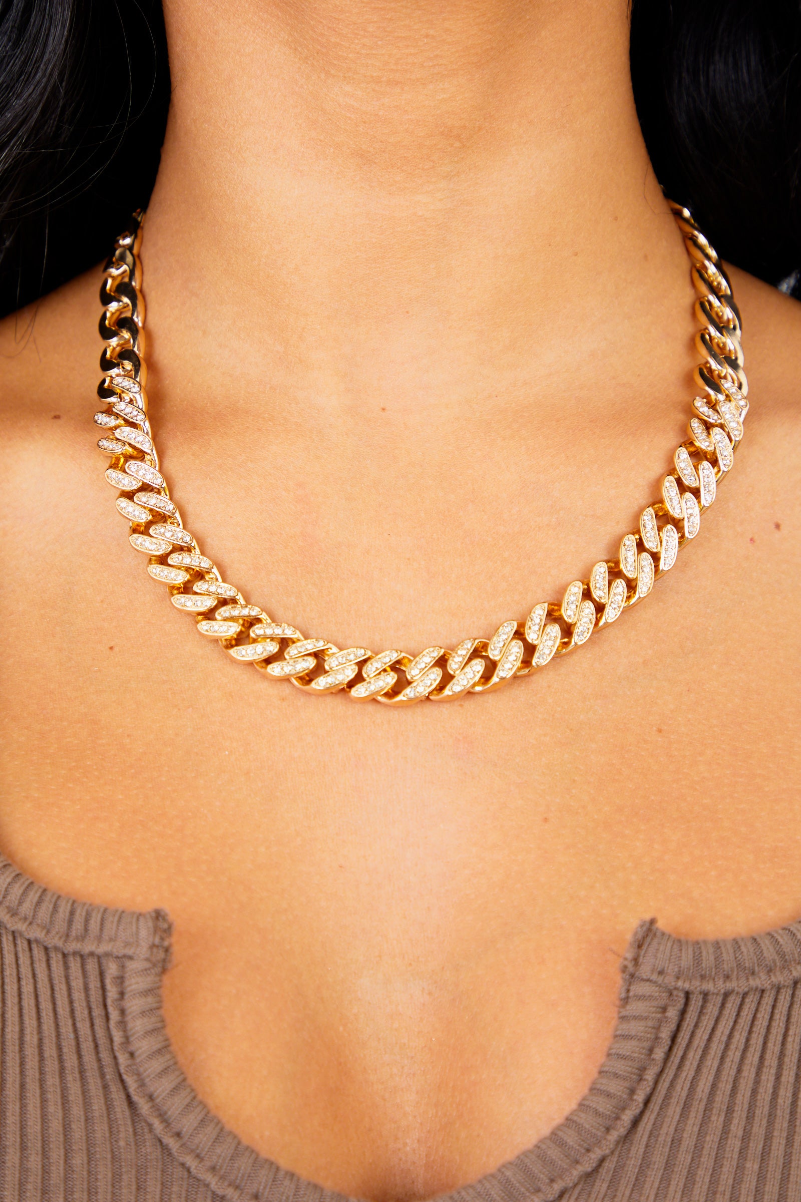 thin chain with diamond