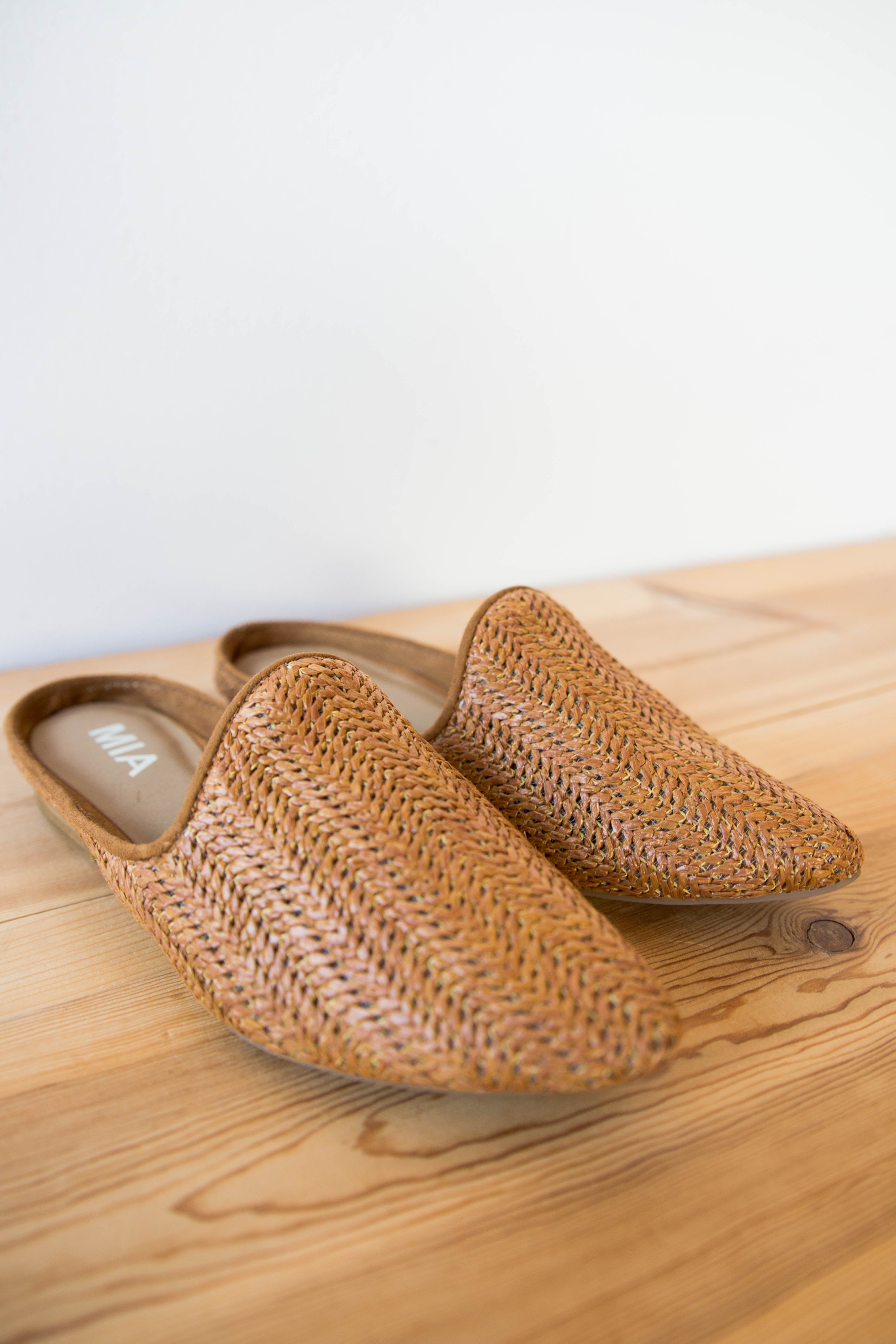 mia woven mules