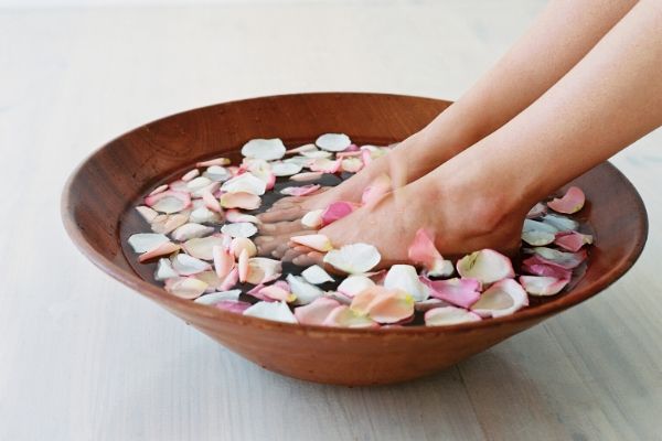 Spa foot soak at home