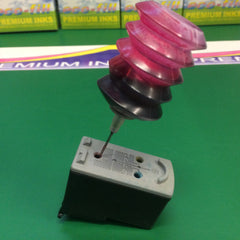 Picture shows where to refill magenta ink in the Canon CL541 Colour cartridge.