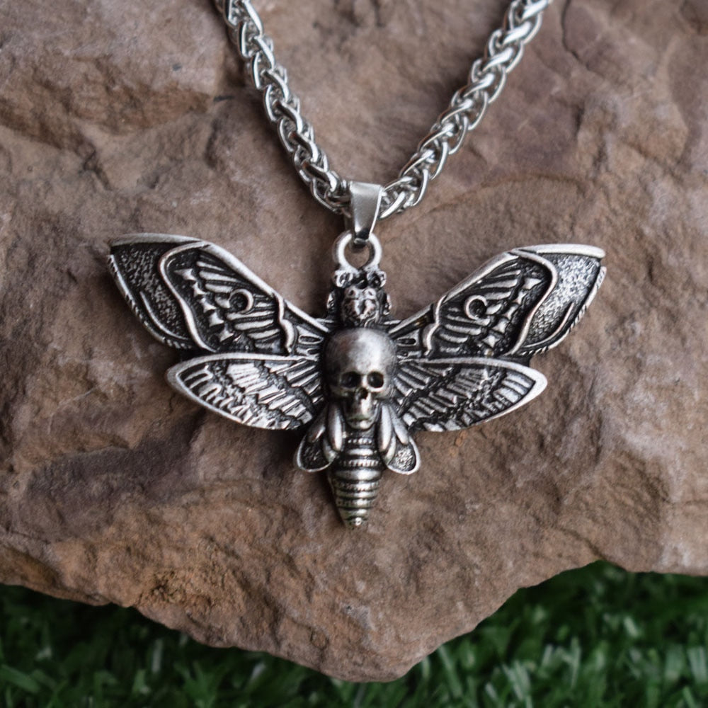 Dead Head Skull Moth Necklace - Skull 