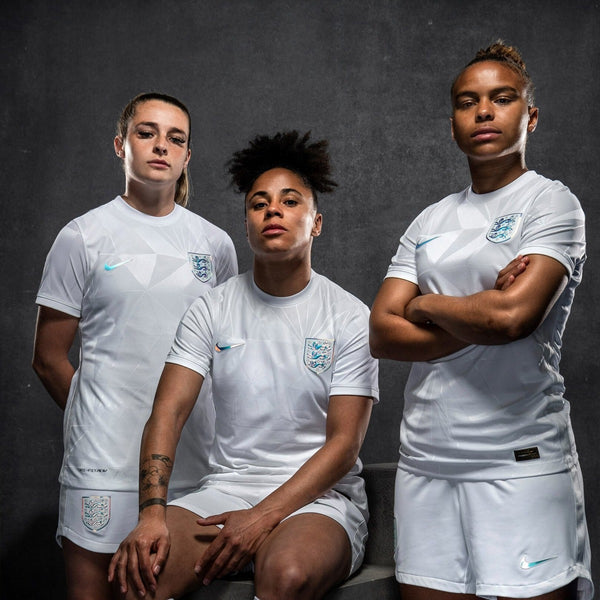 2022 England Lioness shirt