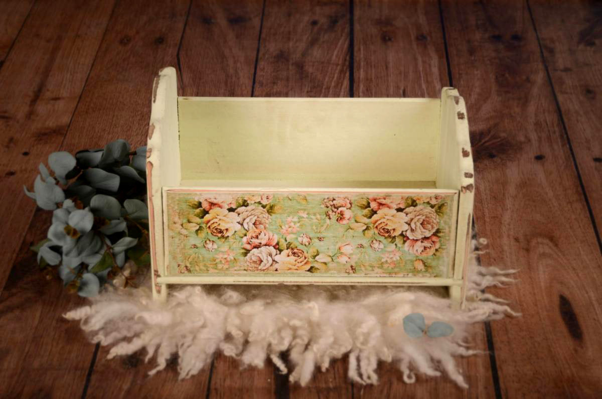 Vintage Crib Newborn Photography Prop Printed Flowers Newborn