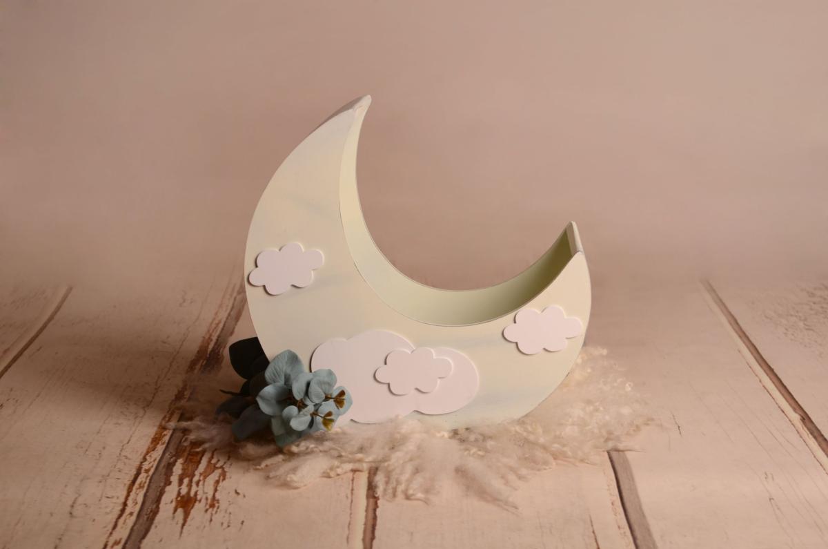 Wooden Moon - Reversible - Newborn Studio Props