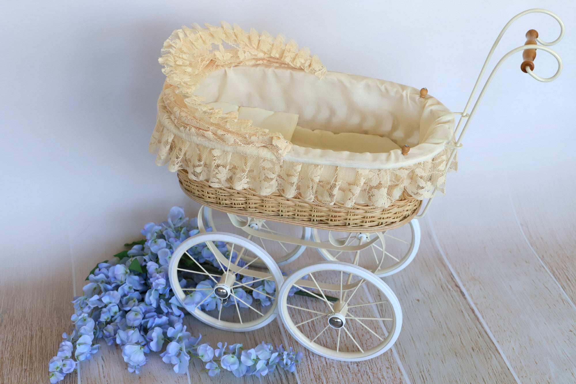 studio carriage pram