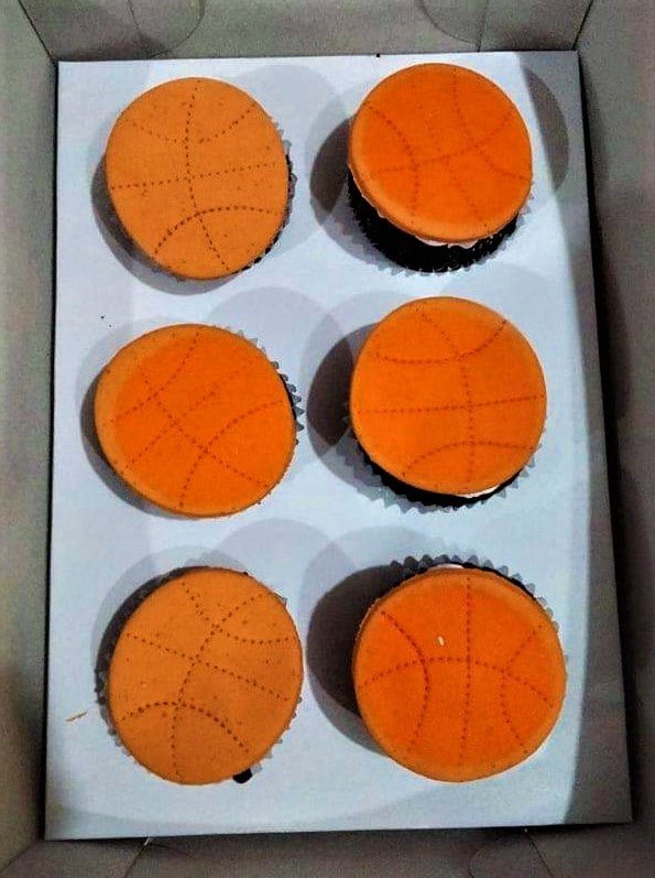 Basketball Cupcakes - 7504 – Cakes and Memories Bakeshop