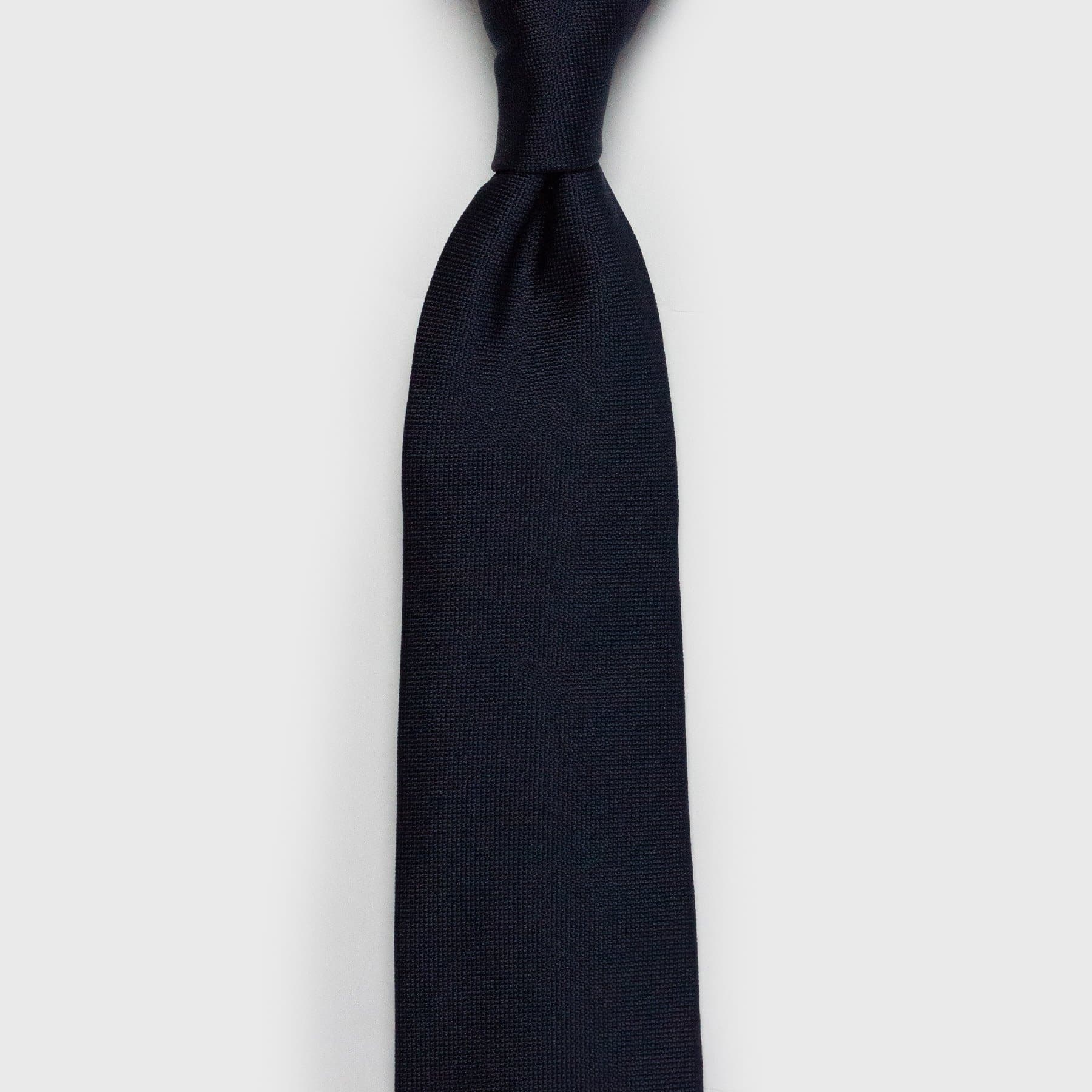 Handmade Solid Dark Blue Tie - Italian Made Six-Fold – Aklasu