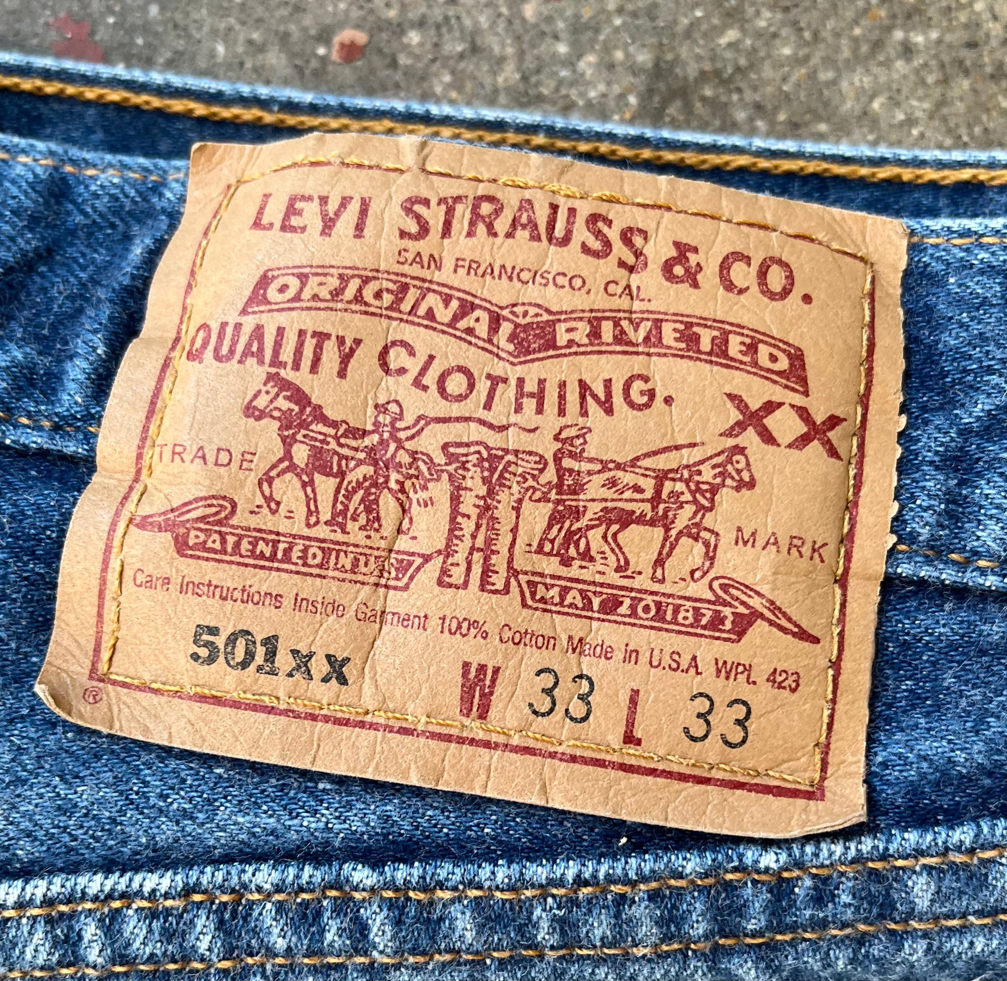 Vintage Levi 501 USA Two Wash Denim Jeans (JYJ-0162) – JUNKYARD JEANS LLC