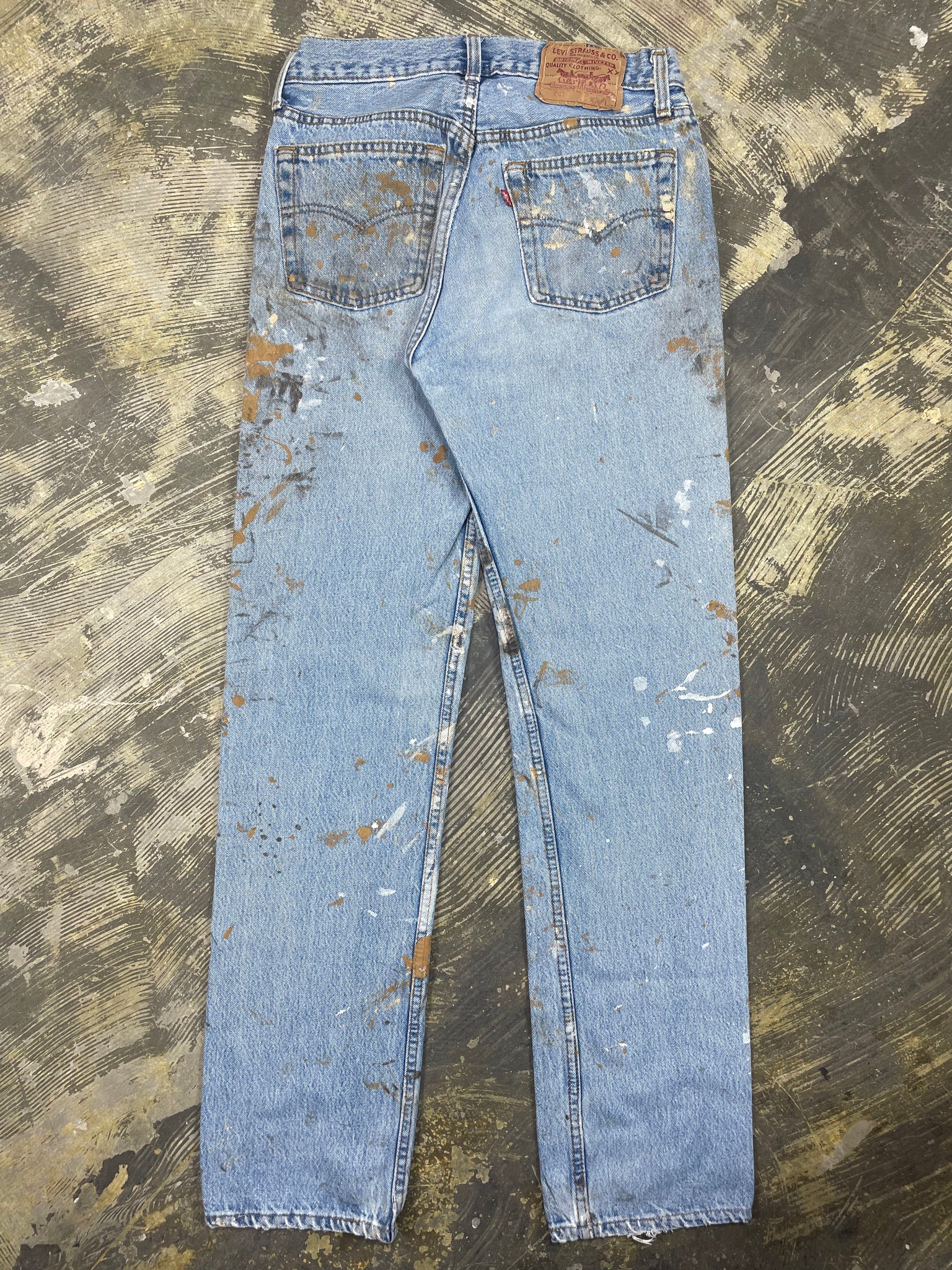 Vintage Levi 501 Premium Wash & Paint Denim Jeans (JYJ-0299) – JUNKYARD  JEANS LLC
