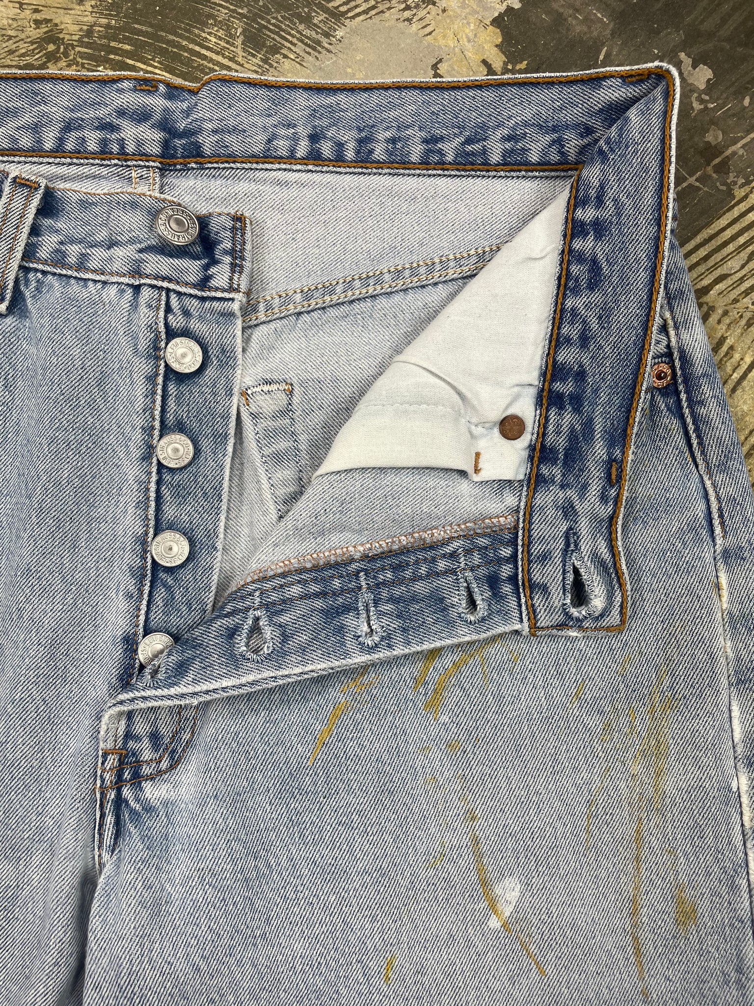 Vintage Levi 501 Premium Wash & Paint Denim Jeans (JYJ-0187) – JUNKYARD  JEANS LLC