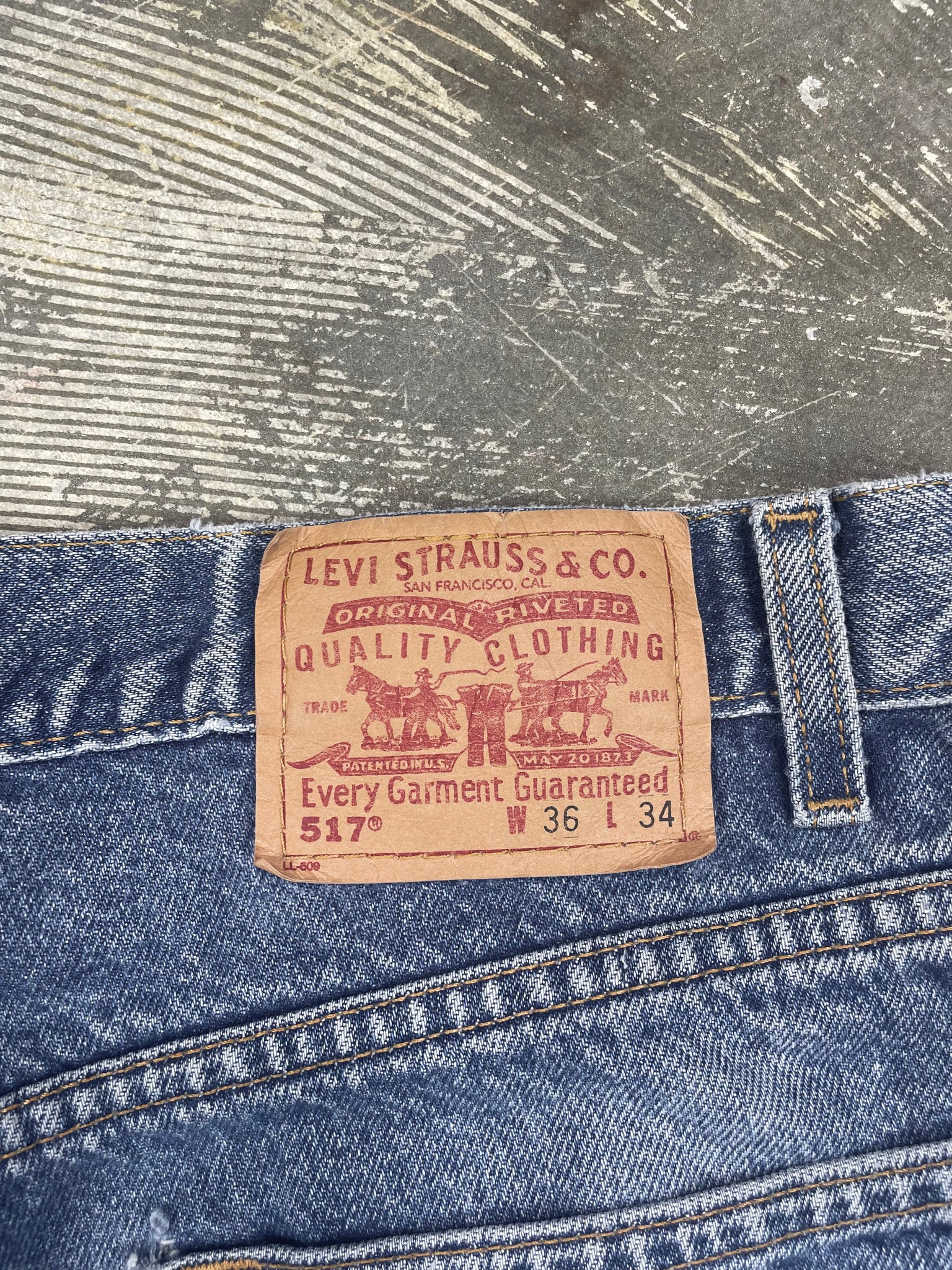 Vintage Levi 517 Premium Wash & Paint Denim Jeans (JYJ-0325