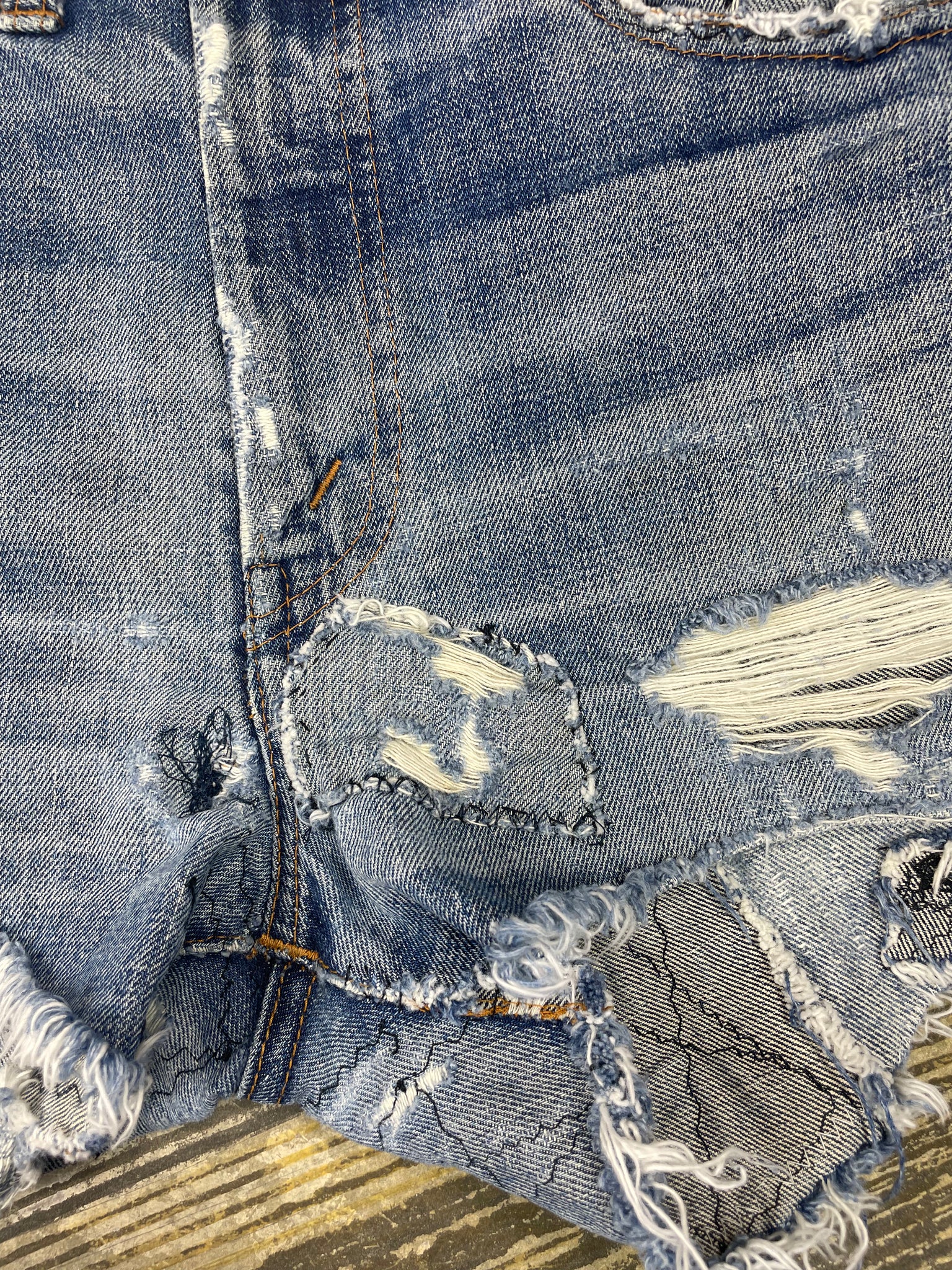 Vintage Levi Crazy Repair Denim Cutoff Shorts (JYJ-128) – JUNKYARD JEANS LLC
