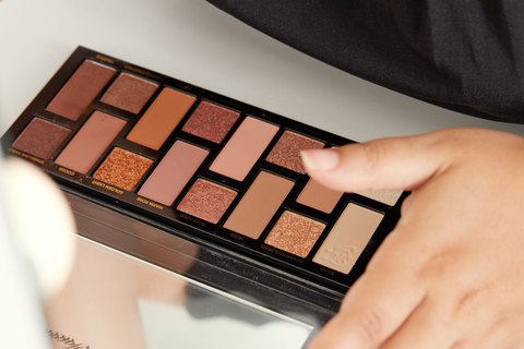Enhancing the Windows to Your Soul: Eyeshadow Palettes 