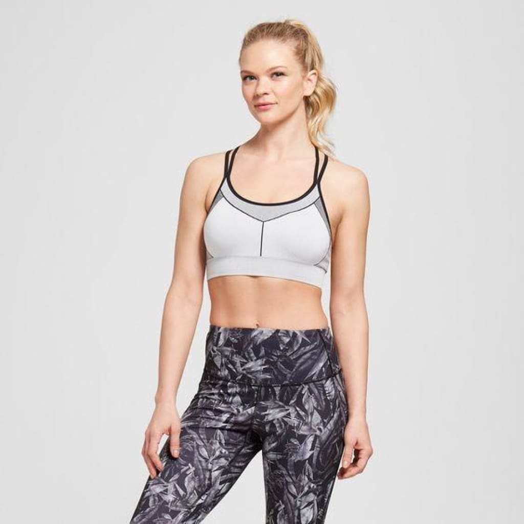 https://cdn.shopify.com/s/files/1/1176/2424/products/champion-n9753-seamless-strappy-cami-sports-bra-x-small-white-nwt-bras-intimates-uncovered_141.jpg