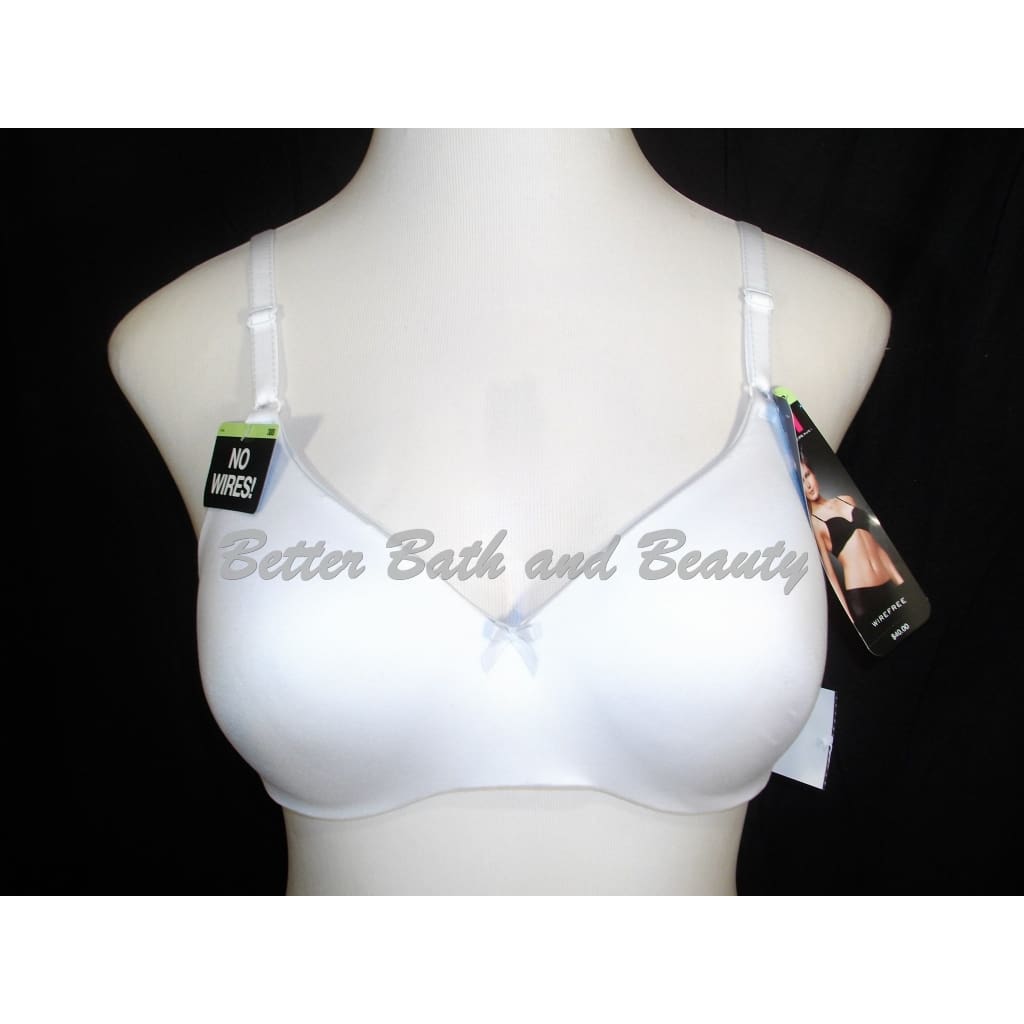https://cdn.shopify.com/s/files/1/1176/2424/products/maidenform-9454-comfort-devotion-extra-coverage-wirefree-bra-34d-white-nwt-bras-sets-intimates-uncovered_957.jpg