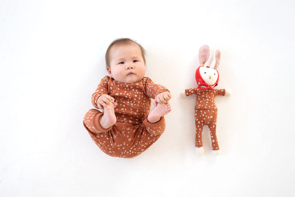 Fawn spots set with Penelope Rabbit