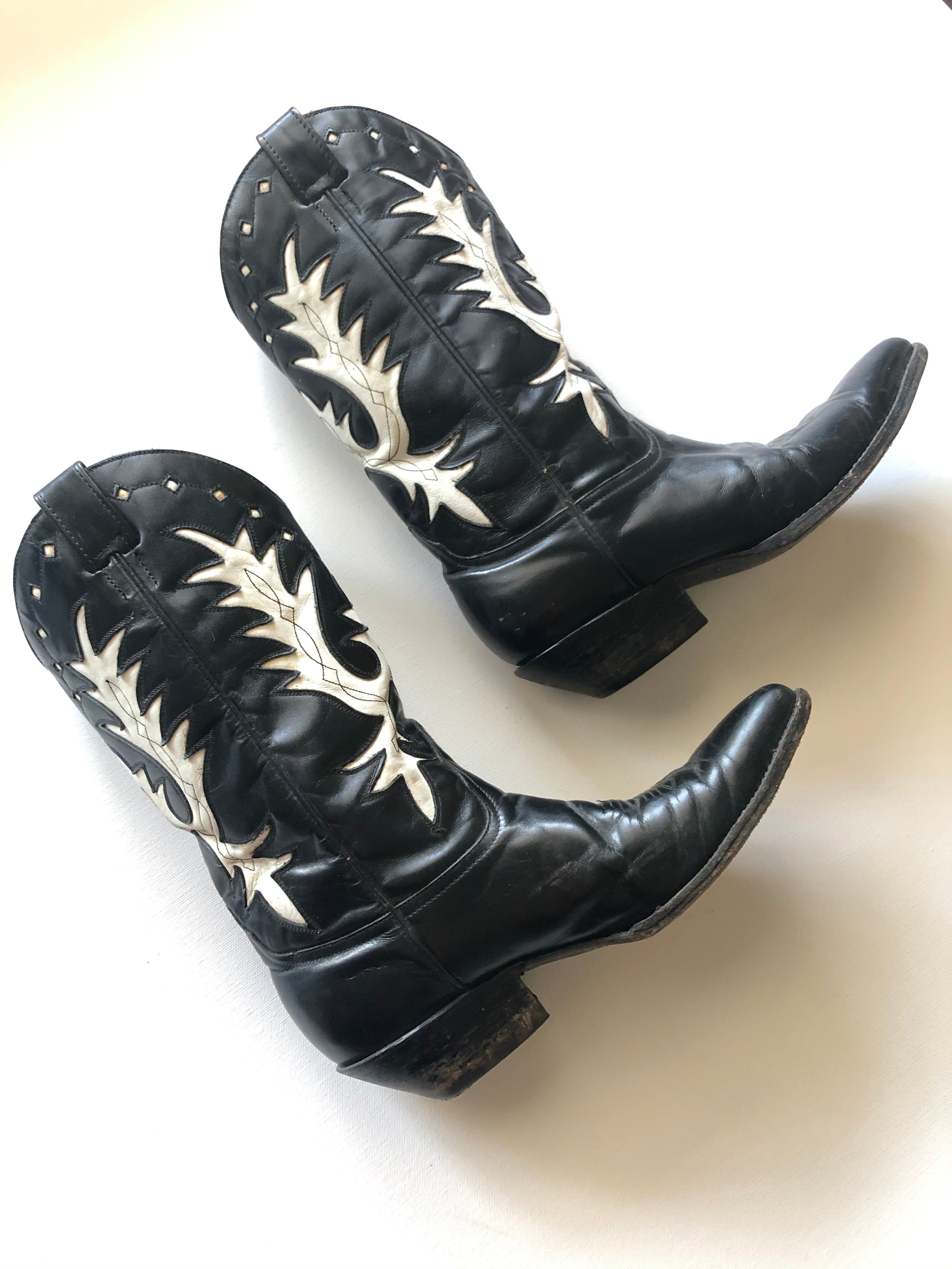 Vintage Western Boots - Black & White Flourish