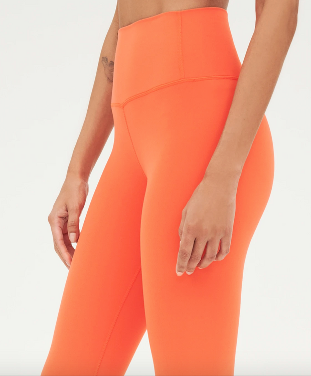 Alo Yoga 7/8 HW Flutter Legging – LABL VB/The Collective