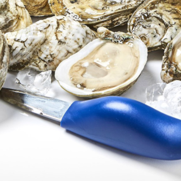 Versatility in the Kitchen: Shucking Gloves Beyond Oysters