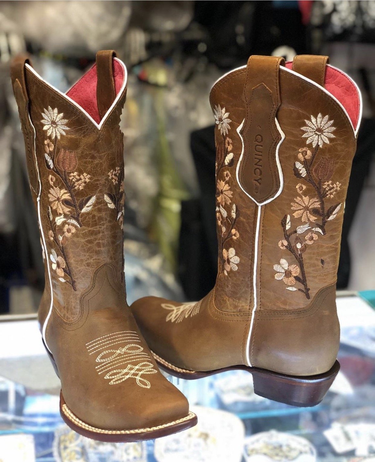 Volcano Leather Rodeo Boot in Honey w/ Flowers q3125251, vaquera, dama,  botas – Nora's Western Wear