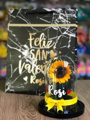 Girasol preservado en cúpula de vidrio con funda de regalo personaliza – El  Regalador Ecuador