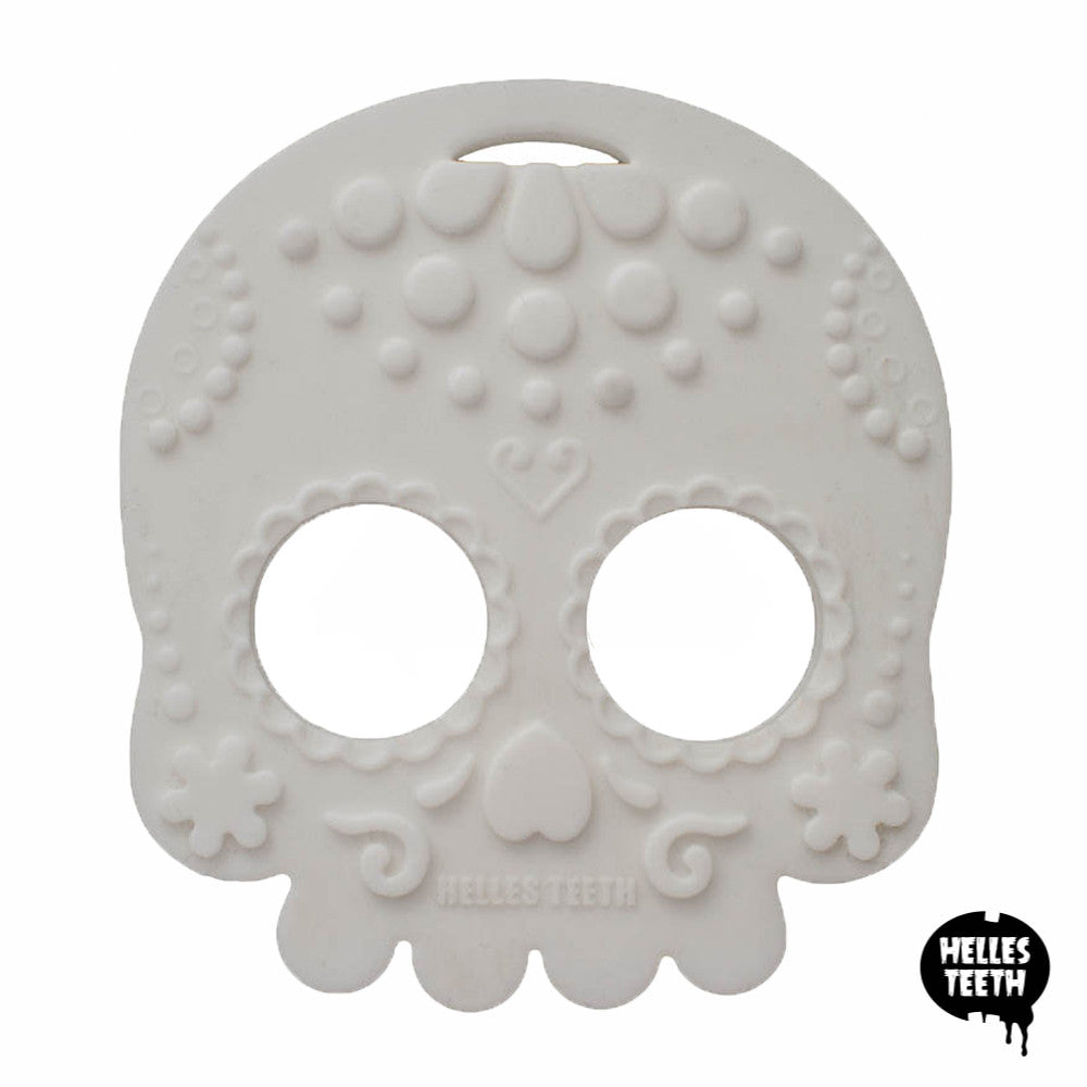 skull teether