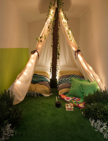 Grass Bedroom 