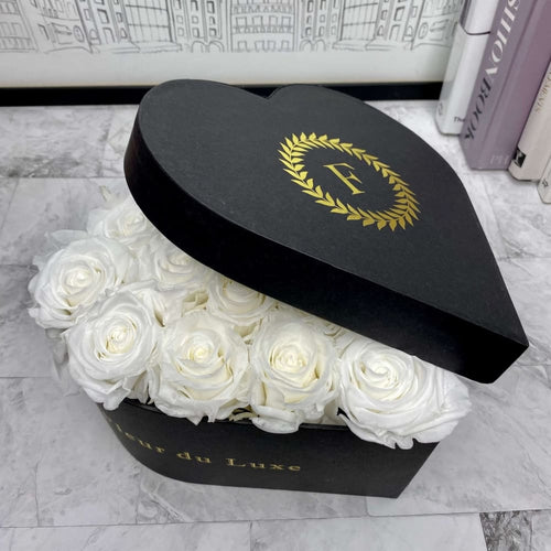 LOVE HEART BOX : Signature Roses White