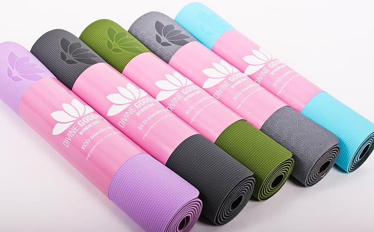black yoga mat australia