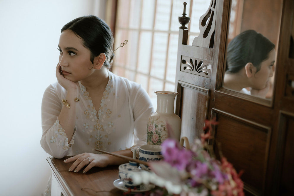 SukkhaCitta Rachel Amanda Aurora SERIBU BUNGA Kebaya Peranakan