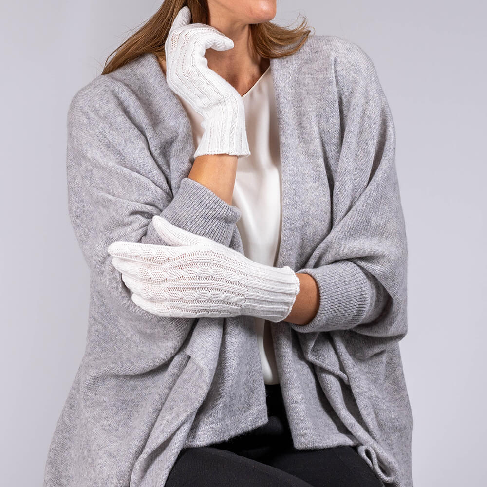 Ladies Ivory Cable Knit Cashmere Gloves