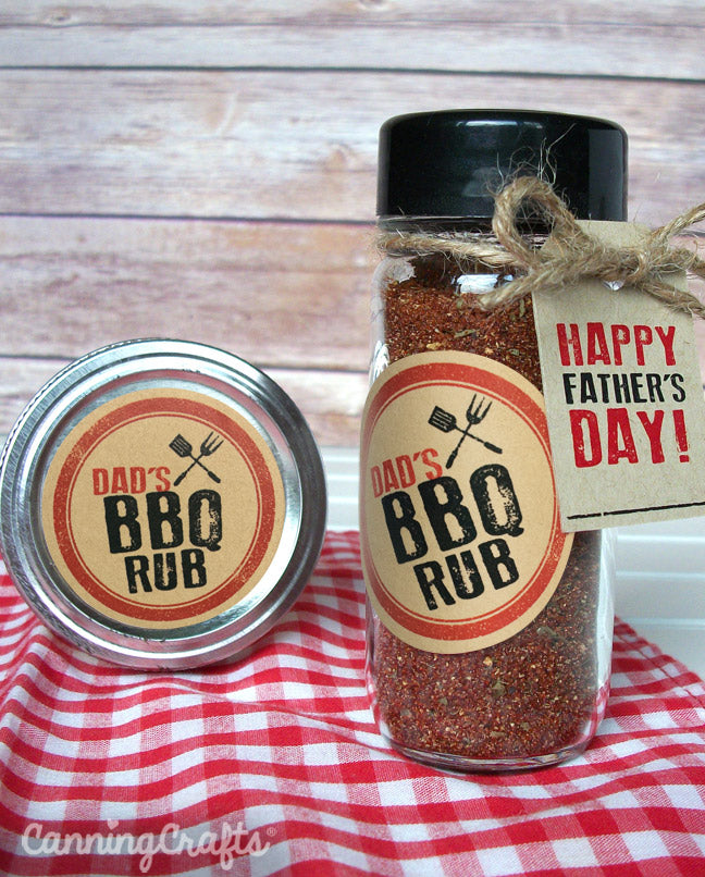 Father's Day BBQ Spice Rub Recipe with FREE printable tags & labels | CanningCrafts.com