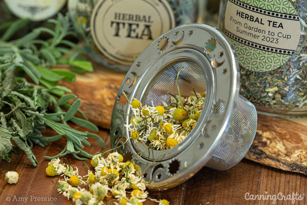 Herbal Tea Strainer with chamomile flowers | CanningCrafts.com