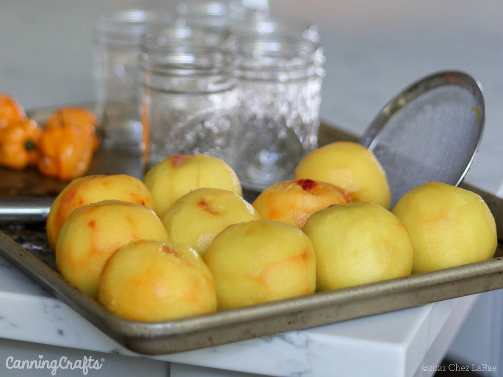 Skinning Peaches for Peach BBQ Sauce Canning Recipe | CanningCrafts.com